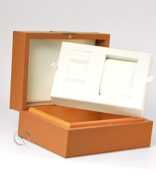Watch box with additional compartment