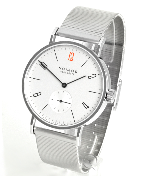 Nomos Tangomat Special edition Doctors Without Borders -