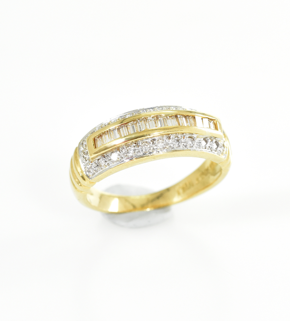 Ladies ring in yellow gold 18ct with diamonds