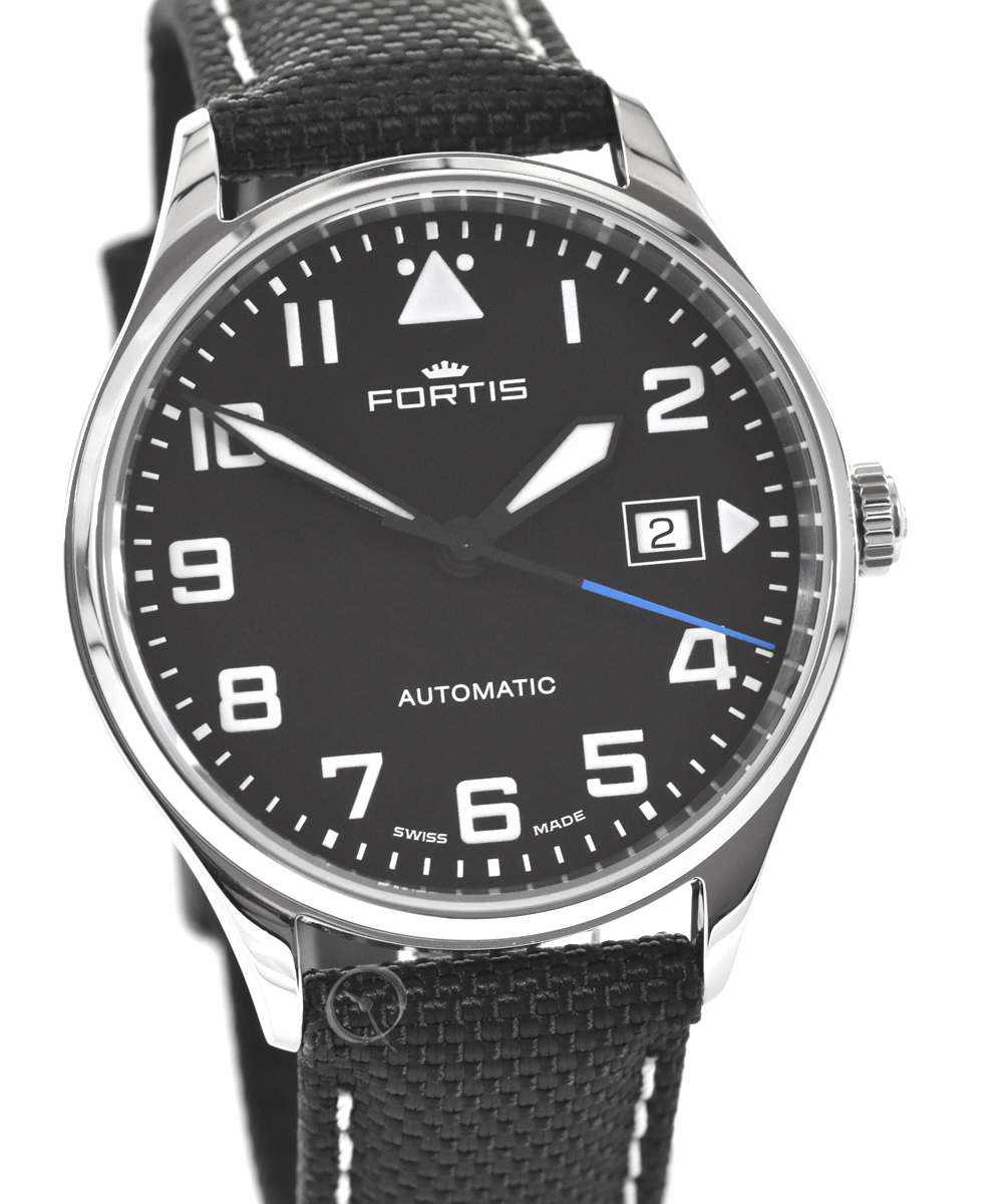 Fortis Pilot Classic date - 23,6% saved!*