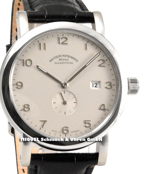 Muehle Glashuette Antaria small seconds - Caution: 36,9% saved! *
