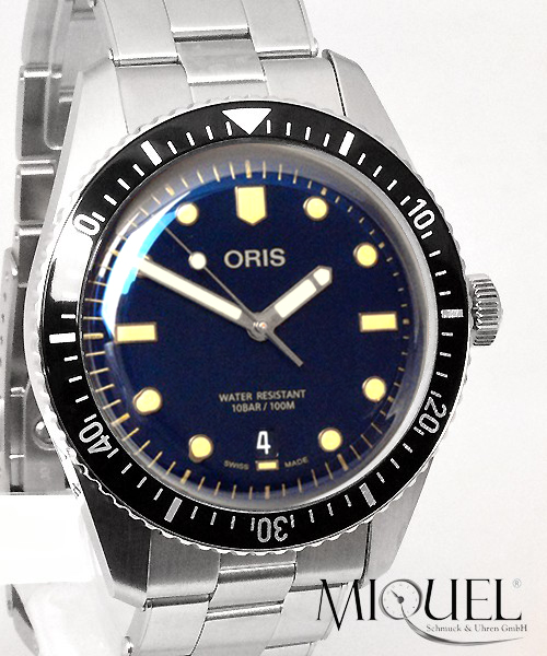 Oris Divers Sixty-Five - 20% saved!*