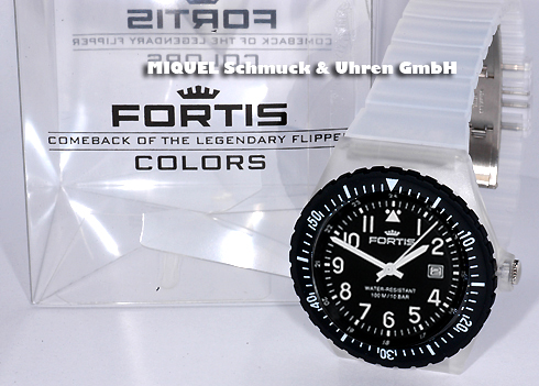 Fortis Colors watch with changeable watchstrap transparent